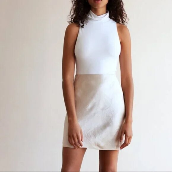 Aritzia Babaton Slip Mini Skirt Nude Champagne Size 10 - Picture 1 of 6